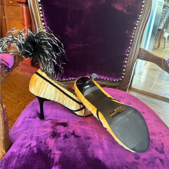 Splash satin baby doll pumps - Picture 2 of 5